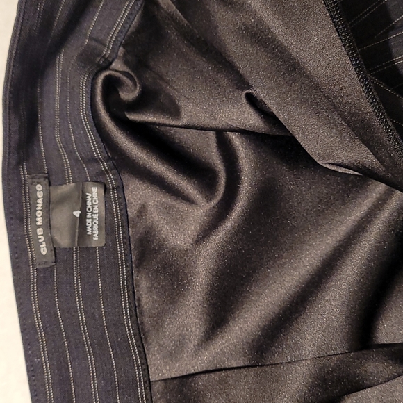 Club Monaco pin-striped skirt, size 4 (S), black - Picture 3 of 4